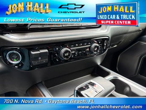 Used 2023 Chevrolet Silverado 1500 High Country w/ Technology Package AWD/4WD image 29