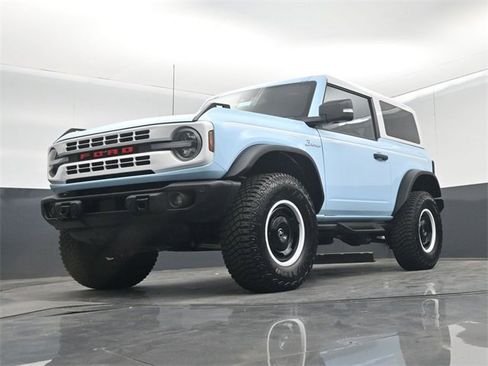 Used 2024 Ford Bronco Heritage Edition image 48