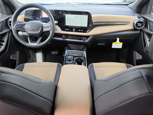 New 2027 Chevrolet Equinox ACTIV w/ Convenience Package III FWD image 19
