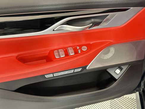 Used 2017 BMW 750i RWD image 15