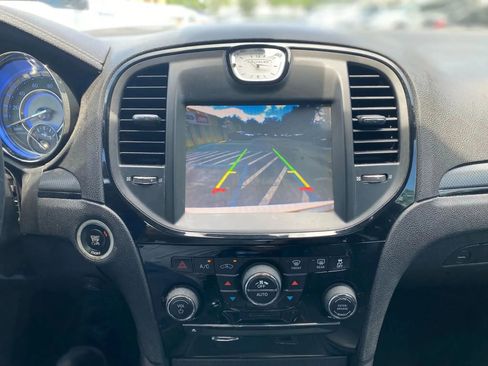 Used 2014 Chrysler 300 S image 20