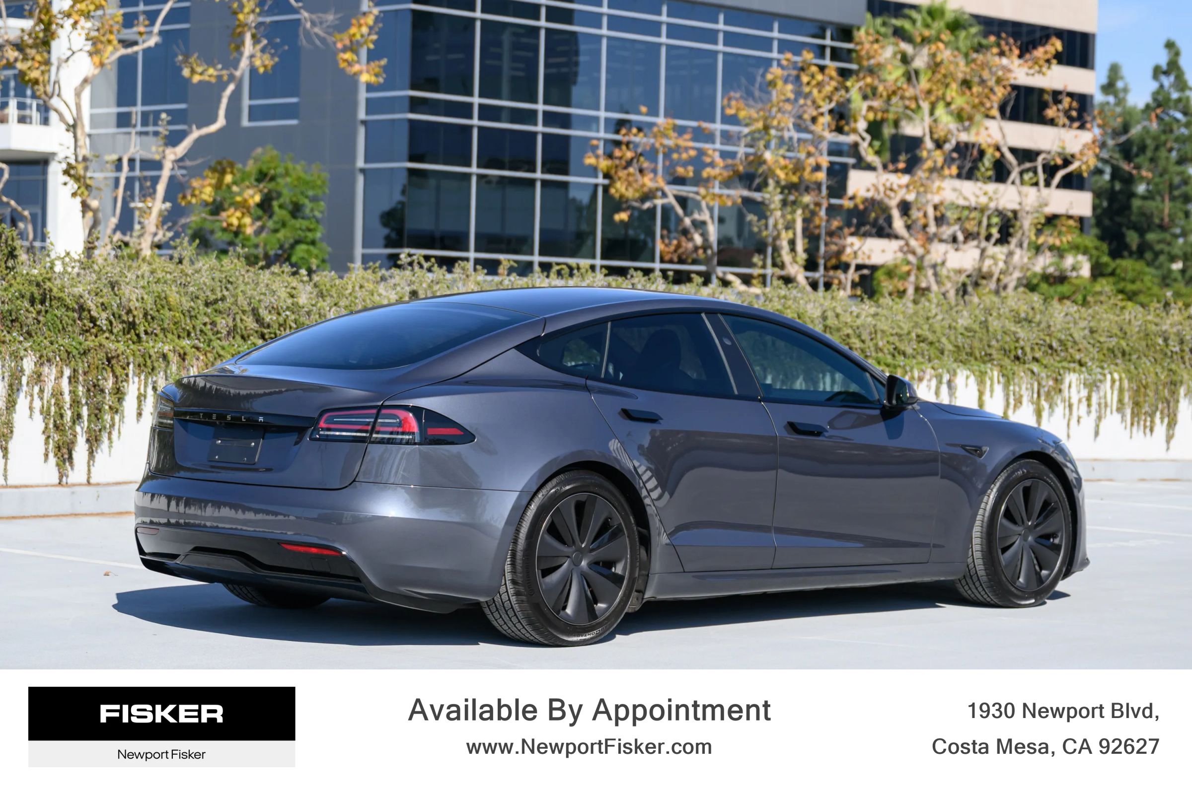 Used 2024 Tesla Model S AWD/4WD image 3