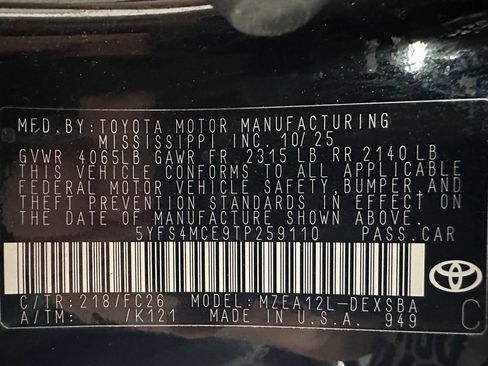 Used 2026 Toyota Corolla SE FWD image 11