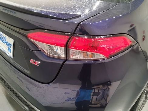 Used 2022 Toyota Corolla SE FWD image 8