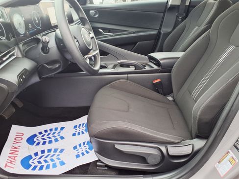 Used 2024 Hyundai Elantra SEL image 22