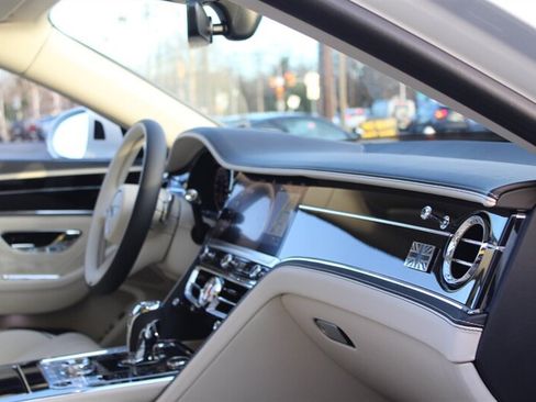 Used 2021 Bentley Flying Spur W12 AWD/4WD image 36