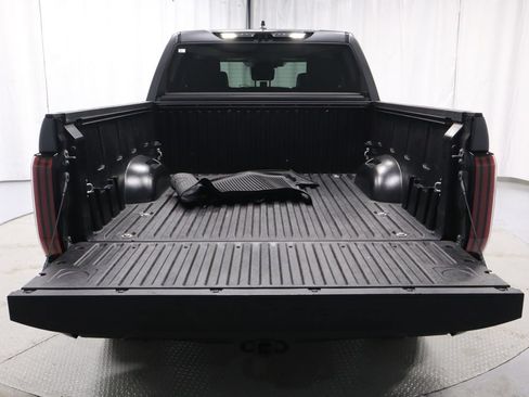 Used 2024 Toyota Tundra Limited AWD/4WD image 20