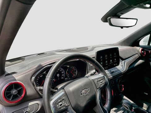 Used 2023 Chevrolet Blazer RS w/ Driver Confidence II Package FWD image 12