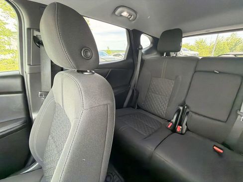 Used 2021 Chevrolet Blazer LT w/ Midnight/Sport Edition FWD image 12