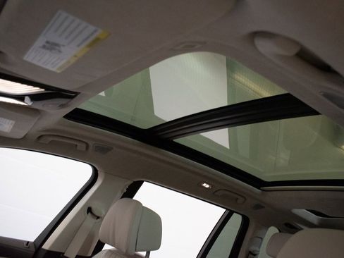 Certified 2025 BMW ALPINA XB7 ALPINA XB7 image 25