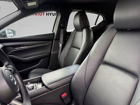Used 2025 MAZDA MAZDA3 s Sport FWD image 9