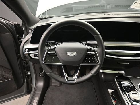 Used 2024 Cadillac Lyriq Luxury w/ LPO, Floor Liner Package image 27