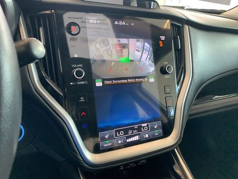 Used 2025 Subaru Legacy Limited w/ Popular Package #3 image 9