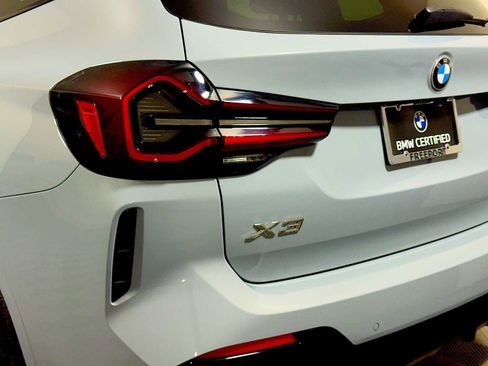 Certified 2023 BMW X3 xDrive30i w/ M Sport Package image 28