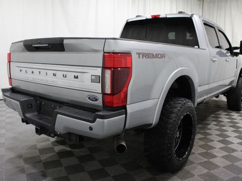 Used 2020 Ford F250 Platinum w/ Tremor Off-Road Package image 31
