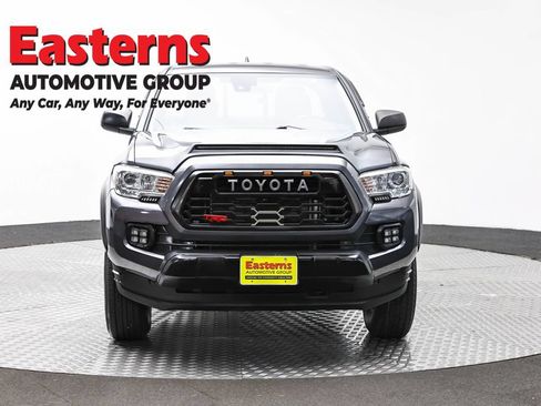 Used 2021 Toyota Tacoma SR w/ SX Package AWD/4WD image 2