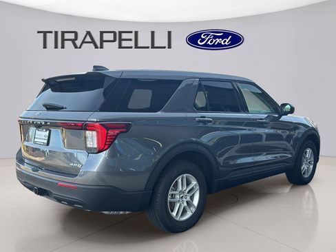 New 2026 Ford Explorer Active image 22
