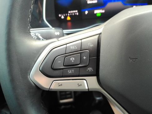 Used 2024 Volkswagen Jetta Sport FWD image 31