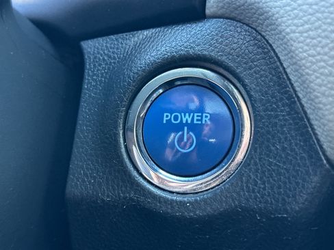 Used 2020 Toyota RAV4 Limited w/ All Weather Liner Package AWD/4WD image 23