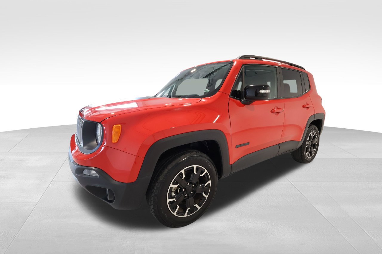 Used 2023 Jeep Renegade Latitude AWD/4WD image 8