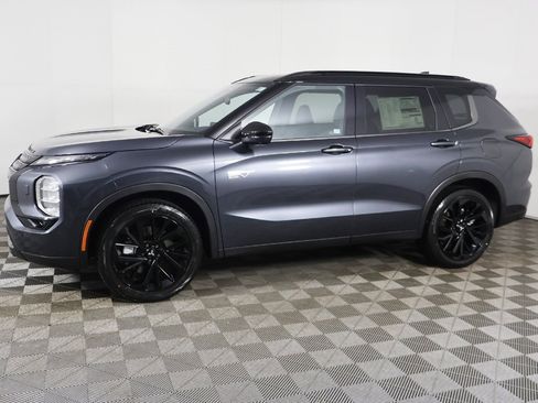 New 2025 Mitsubishi Outlander SEL Black Edition image 21