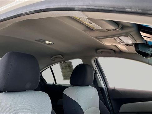 Used 2013 Chevrolet Cruze LS FWD image 13