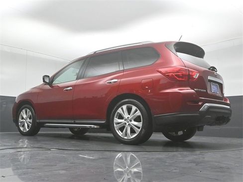 Used 2018 Nissan Pathfinder SL w/ SL Premium Package image 38