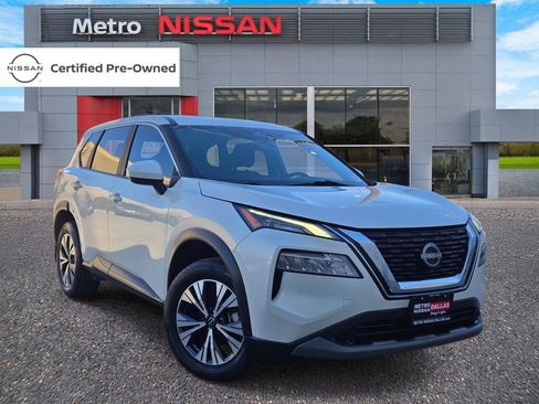 Certified 2023 Nissan Rogue SV image 1