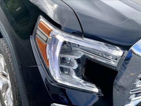 Used 2021 GMC Sierra 1500 SLT w/ SLT Premium Plus Package AWD/4WD image 34