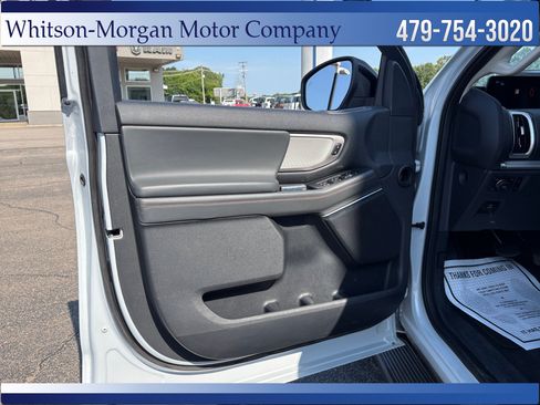 Used 2025 Ford Expedition Max Active AWD/4WD image 11