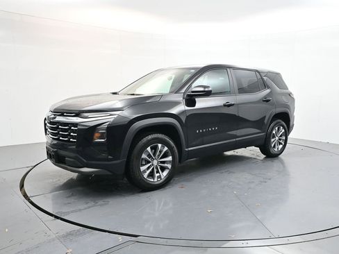 Used 2026 Chevrolet Equinox LT image 1