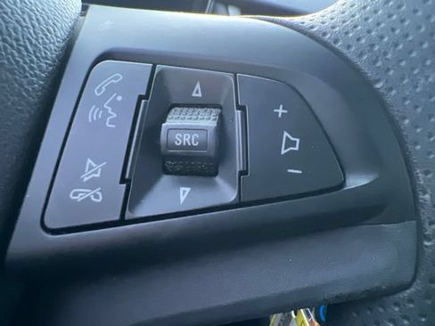 Used 2020 Chevrolet Trax LT FWD image 22