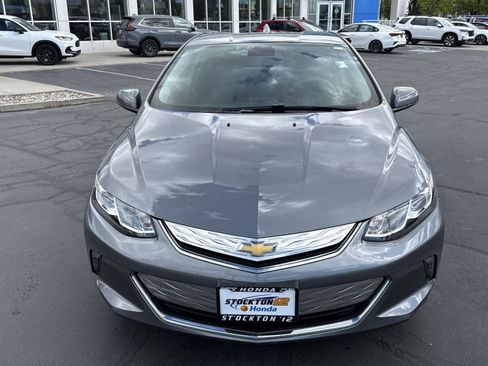 Used 2018 Chevrolet Volt LT image 3