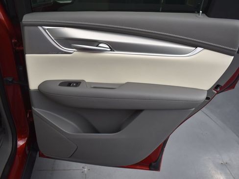 New 2026 Cadillac XT5 Premium Luxury w/ Driver Assist Package AWD/4WD image 31