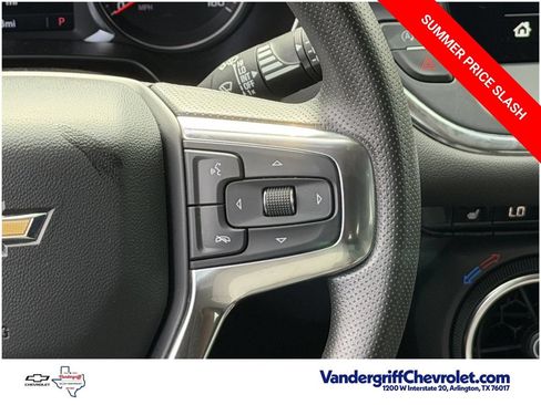 Certified 2025 Chevrolet Blazer LT AWD/4WD image 14