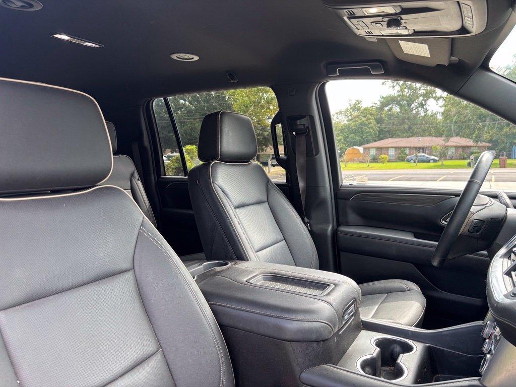 Used 2023 GMC Yukon XL SLT w/ SLT Luxury Package RWD image 27