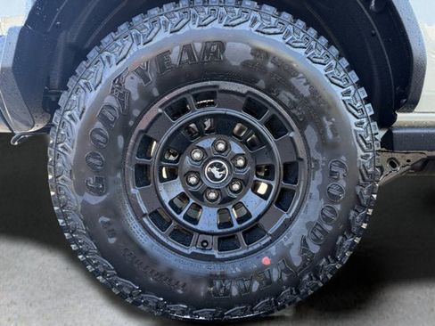 New 2026 Ford Bronco Badlands AWD/4WD image 7