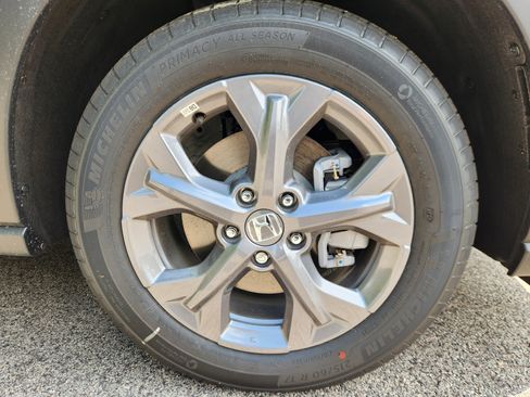 New 2026 Honda HR-V LX image 14