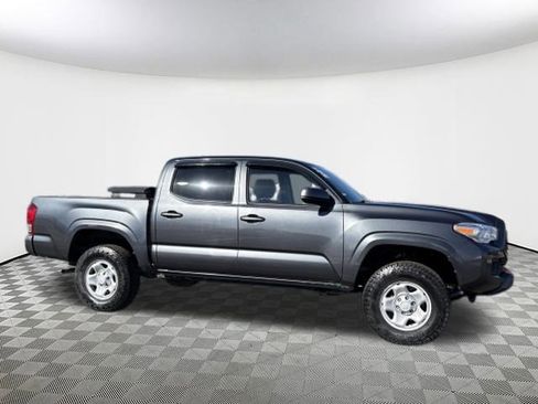 Used 2020 Toyota Tacoma SR image 7