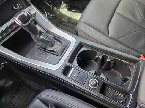 Used 2022 Audi Q3 2.0T Premium AWD/4WD image 19