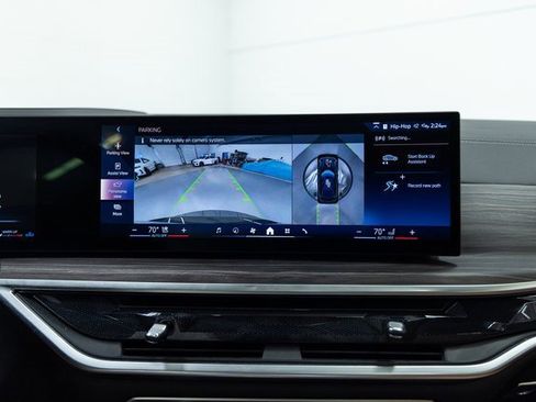 Certified 2024 BMW X5 xDrive40i w/ M Sport Package image 18