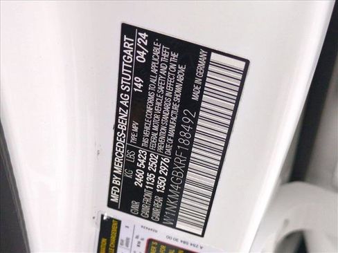 Used 2024 Mercedes-Benz GLC 300 image 24