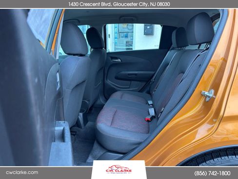 Used 2017 Chevrolet Sonic LT w/ Convenience Package image 23