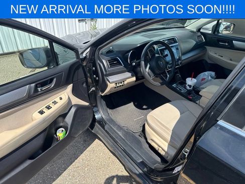 Used 2019 Subaru Outback 2.5i Premium AWD/4WD image 17