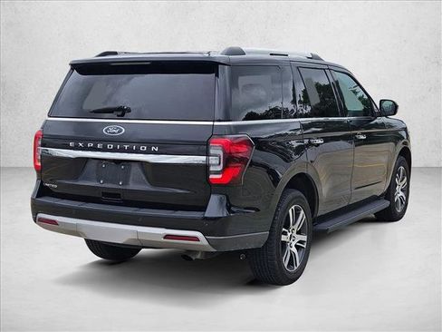 Used 2024 Ford Expedition Limited RWD image 5