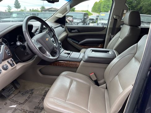 Used 2017 Chevrolet Tahoe Premier AWD/4WD image 8