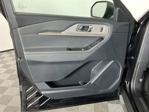 New 2026 Ford Explorer Active image 33