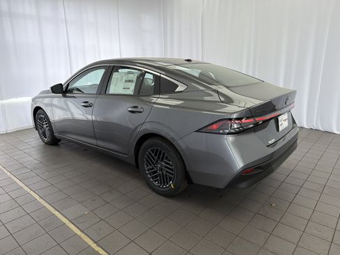 New 2026 Nissan Sentra SV FWD image 6