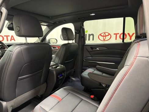 Used 2024 Chevrolet Traverse RS w/ LPO, Floor Liner Package AWD/4WD image 19