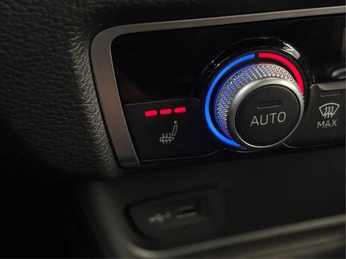 Used 2020 Audi A3 2.0T Premium image 44